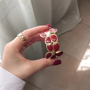 Manchette Floral rouge