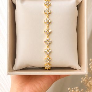 Gourmette Vancleef cristal